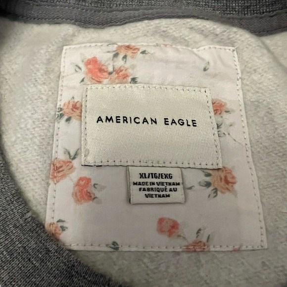 American Eagle Outfitters Gray Sweatshirt with Red Print - Picture 4 of 5